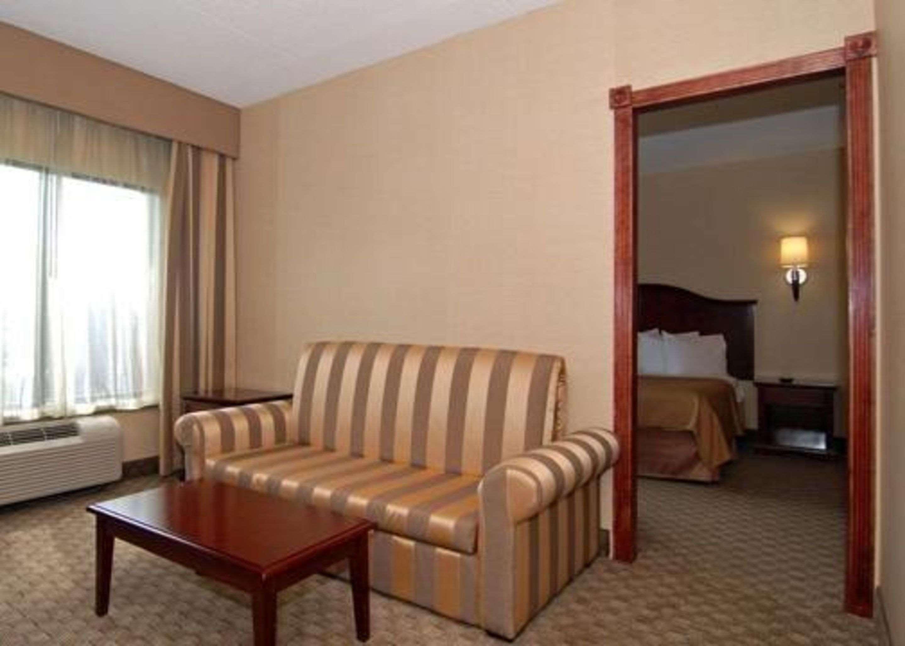 Quality Inn & Suites Bensalem Quarto foto